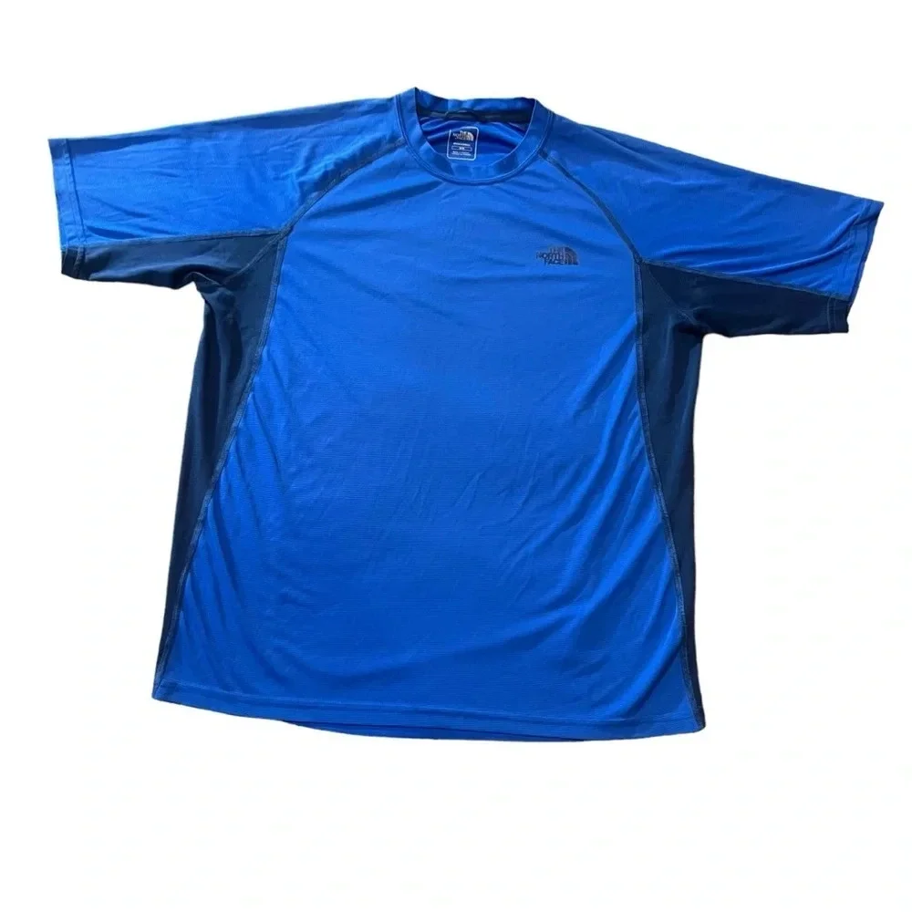 The‎ North Face Men's Blue Short Sleeve Athletic T-Shirt Size Medium